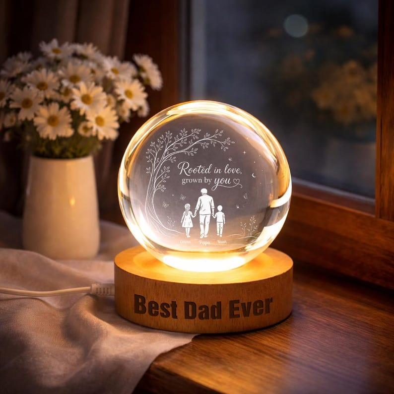 Personalized Dad Crystal Ball Night Light, Custom Family Engraved LED Lamp, Father’s Day Gift from Kids, Best Dad Ever Keepsake Decor